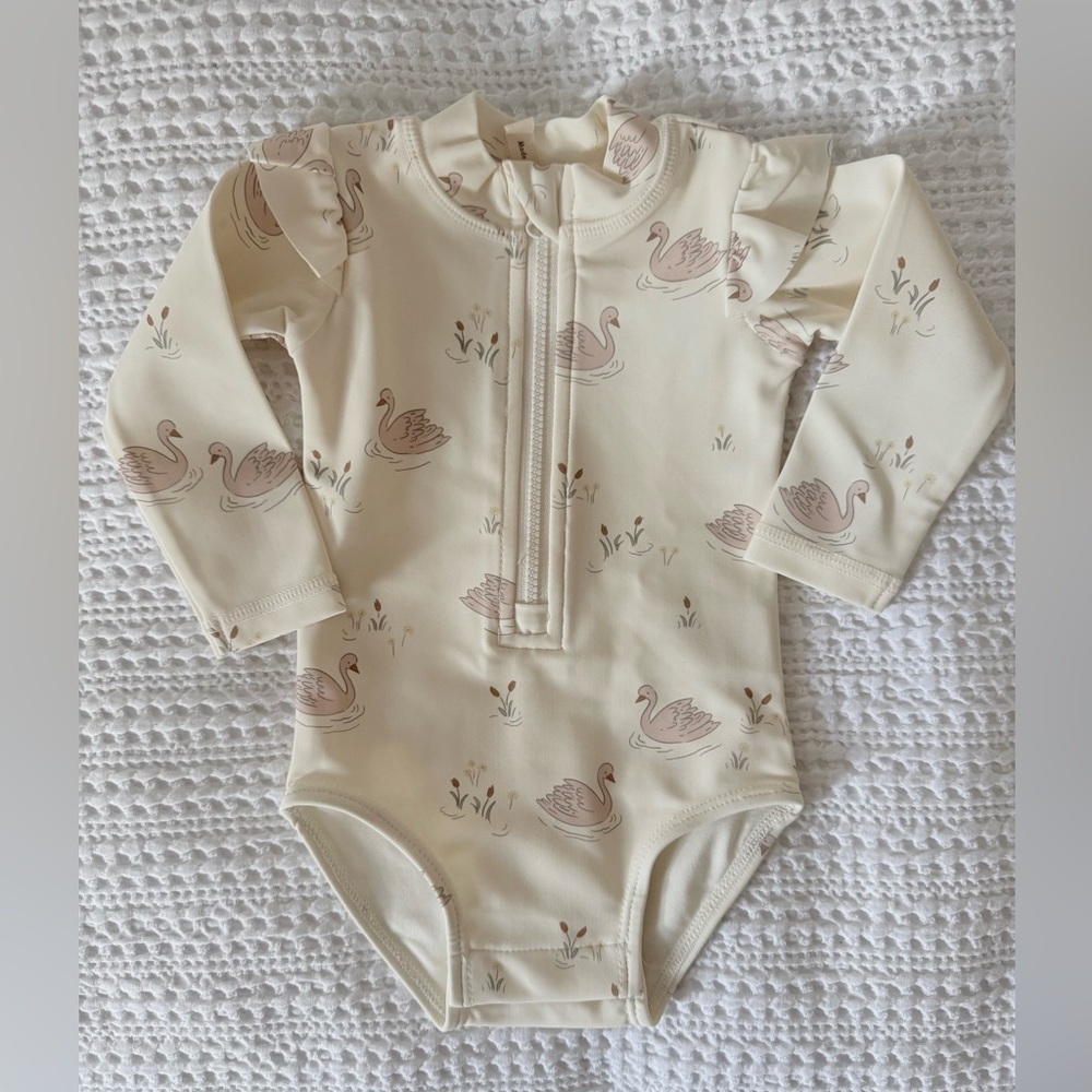 Quincy Mae Kids Swim Rashguard Cream with Pink Swan Print